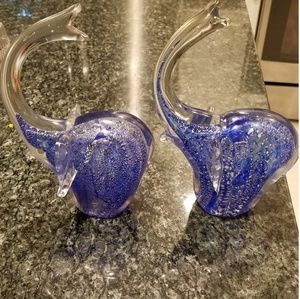 Glass elephants